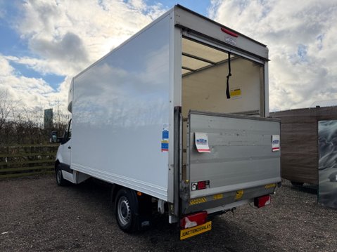 Mercedes-Benz Sprinter 2.1 316 CDI Progressive RWD L3 Euro 6 (s/s) 2dr 8