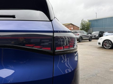Volkswagen Id.4 Pro Performance 77kWh Style Edition SUV 5dr Electric Auto (204 ps) 19