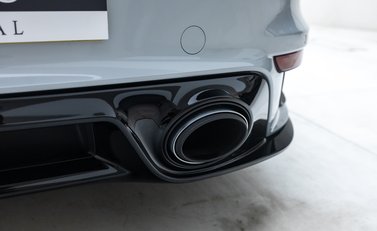 Porsche 911 Turbo S (992) 36