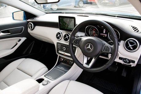 Mercedes-Benz A Class A 180 D SPORT EXECUTIVE