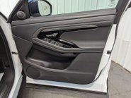 Land Rover Range Rover Evoque 2.0 Range Rover Evoque R-Dynamic D 4x2 5dr 44