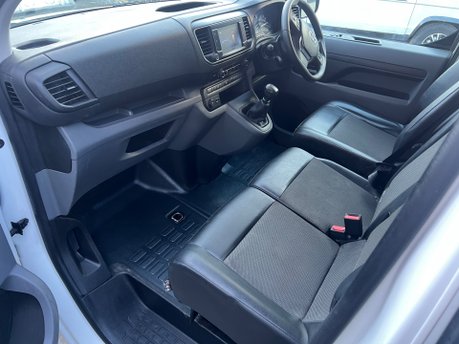 Toyota Proace L1 ICON 10