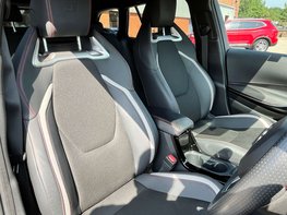 Toyota Corolla 1.8 Corolla GR Sport HEV CVT 5dr 59