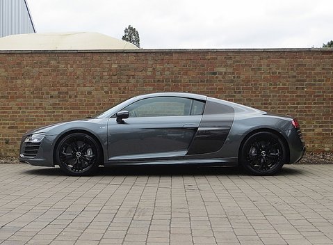Audi R8 V10 Plus 5