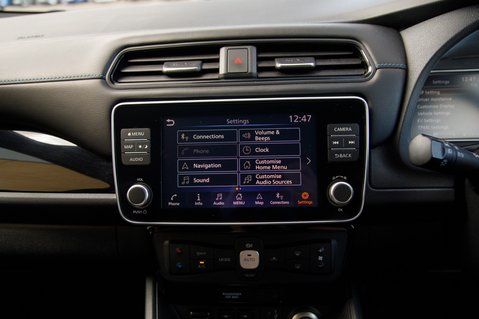 Nissan LEAF TEKNA 31