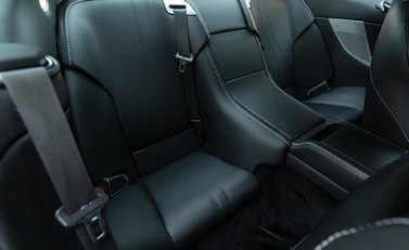 Aston Martin DBS V12 16