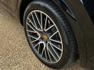 Porsche Cayenne V8 TURBO TIPTRONIC 41
