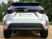 Toyota Yaris Cross EXCEL 6