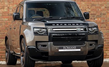 Land Rover Defender 110 X P400 1