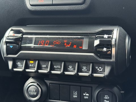 Suzuki Ignis 1.2 Dualjet 12V Hybrid SZ5 5dr CVT 27