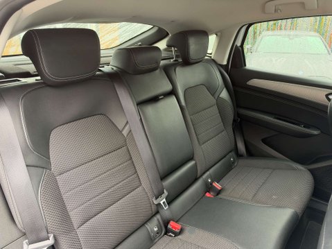 Renault Arkana 1.6 E-TECH techno SUV 5dr Petrol Hybrid Auto 2WD Euro 6 (s/s) (145 ps) 34