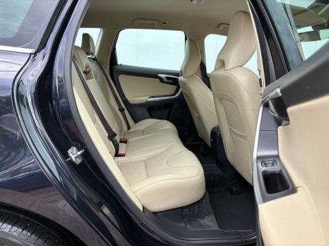 Volvo XC60 2.4 XC60 SE Luxury Nav D5 AWD Auto 4WD 5dr 18