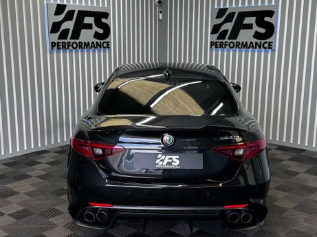 Alfa Romeo Giulia 2.9 V6 Bi-Turbo Quadrifoglio Saloon 4dr Petrol Auto Euro 6 (s/s) (510 ps) 32