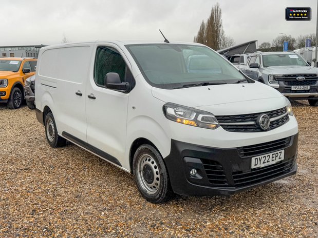 Vauxhall Vivaro AUTO LWB L2H1 Low Roof 3100 Dynamic Air Con SELECT 35