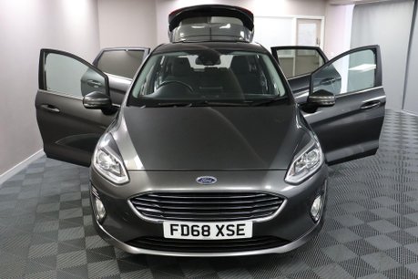 Ford Fiesta TITANIUM 7