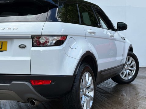 Land Rover Range Rover Evoque 2.2 Range Rover Evoque Pure SD4 4WD 5dr 28