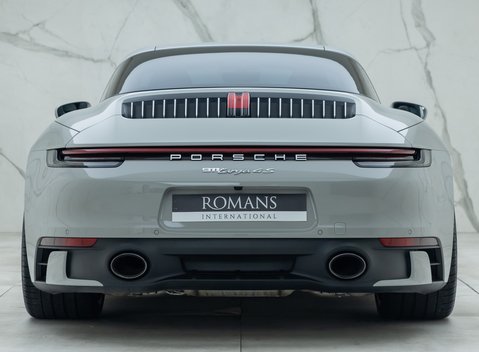 Porsche 911 Targa 4S (992) 8