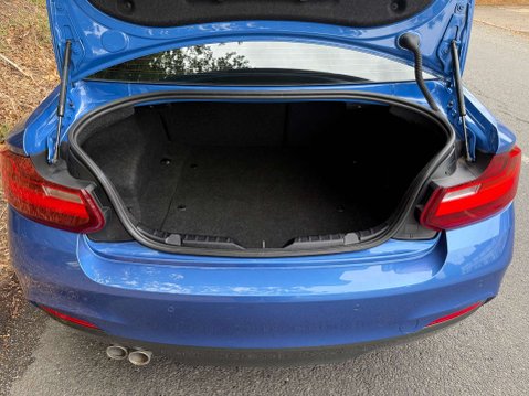 BMW 2 Series 2.0 220d M Sport Auto 2dr 16