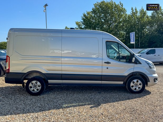 Ford Transit AUTO LWB L3H2 Medium Roof 350 Limited Air Con Cam Nav Sensors SELECT 53
