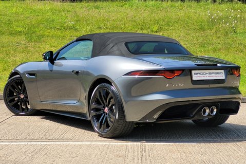 Jaguar F-Type V6 R-DYNAMIC 3