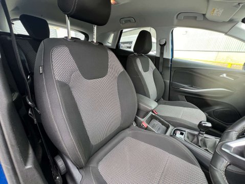 Vauxhall Grandland X 1.5 Grandland X SE TD S/S 5dr - NATIONAL DELIVERY* 13