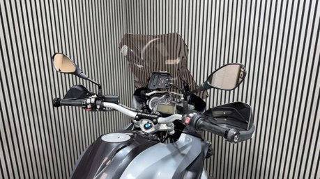 BMW R1200GS LC 2013 LOTS OF EXTRAS FULL LUGGAGE ONLY 36K SERVICED 33