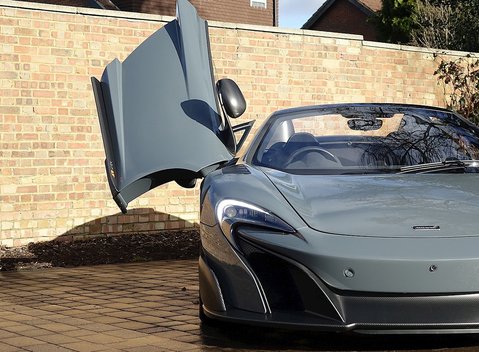 McLaren 675 LT Spider 26