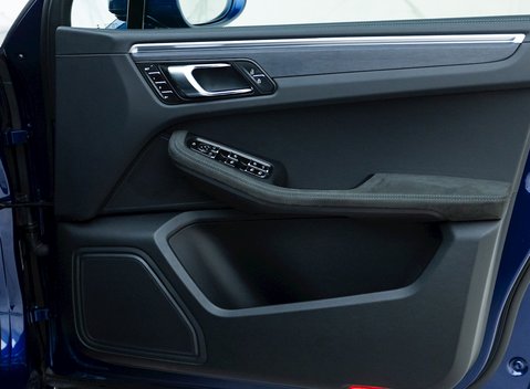 Porsche Macan GTS 22