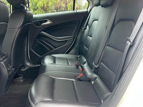 Mercedes-Benz A Class 1.5 A180d Sport (Premium) 7G-DCT Euro 6 (s/s) 5dr 16