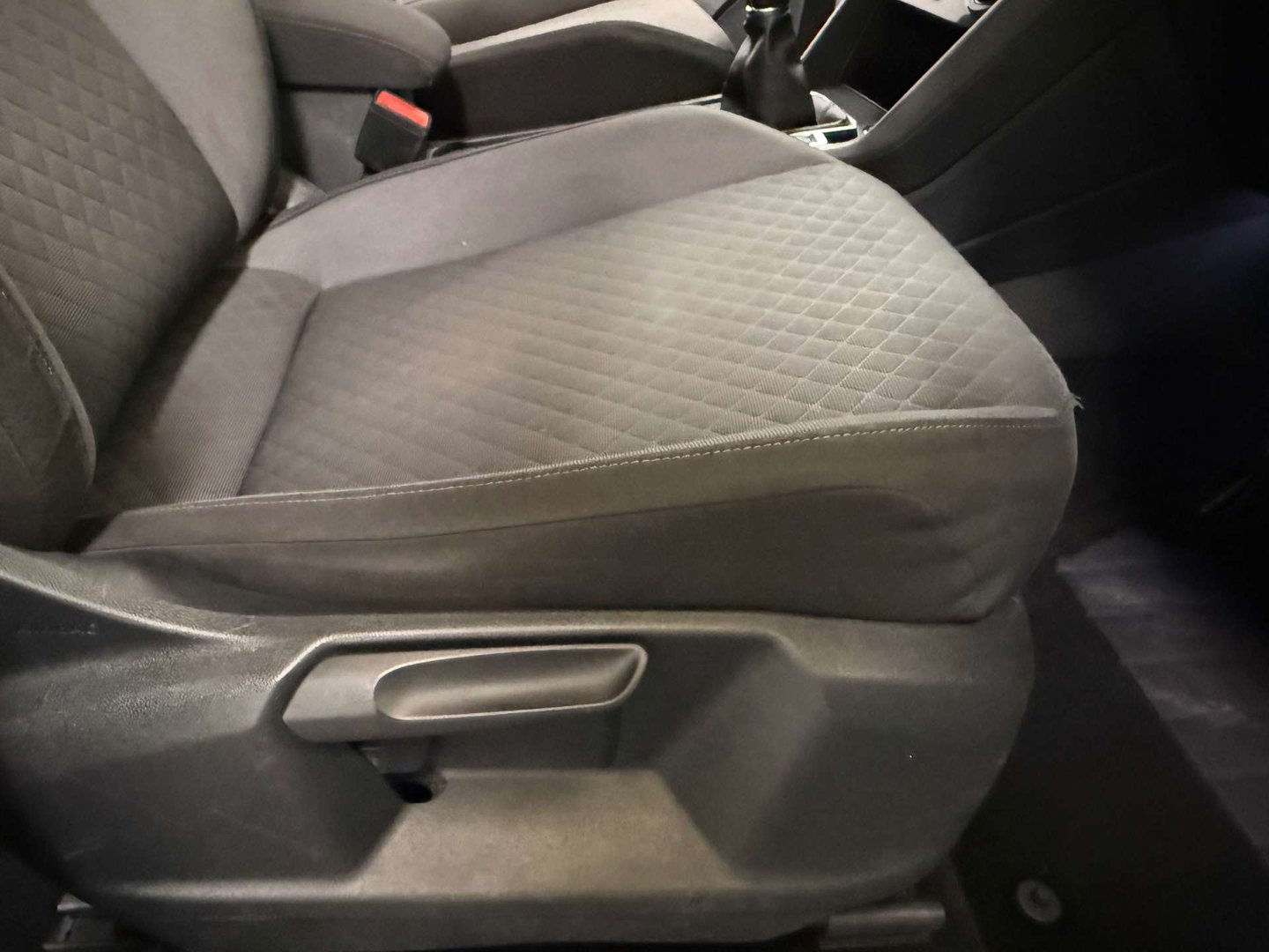 2019 Volkswagen Tiguan — image 11
