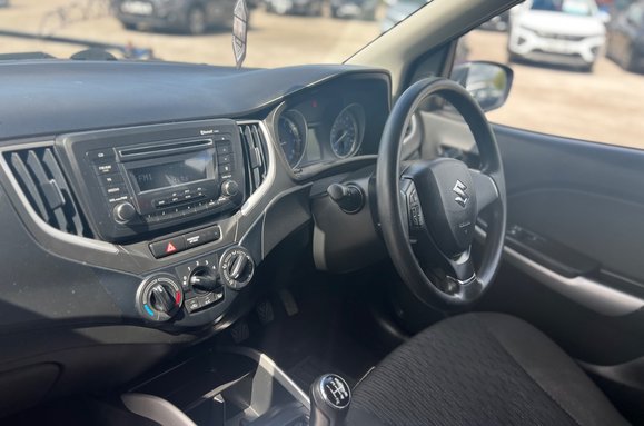 Suzuki Baleno 1.2 SZ3 DUALJET 5 DOOR 32