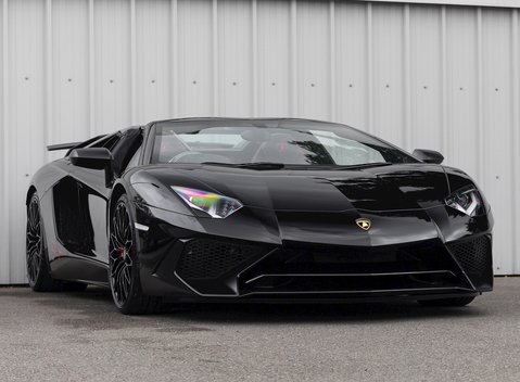 Lamborghini Aventador SV LP 750-4 Roadster 1