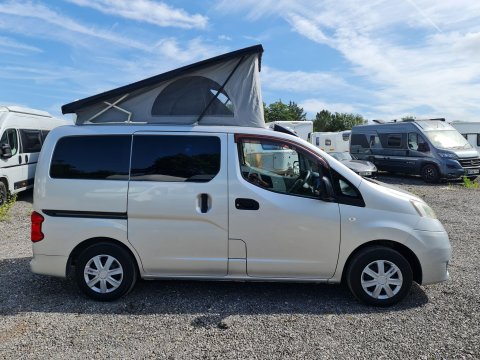 Nissan NV200 Hertford Campers 7