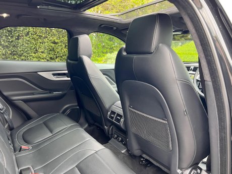 Jaguar F-Pace 2.0 D180 R-Sport Auto AWD Euro 6 (s/s) 5dr 35