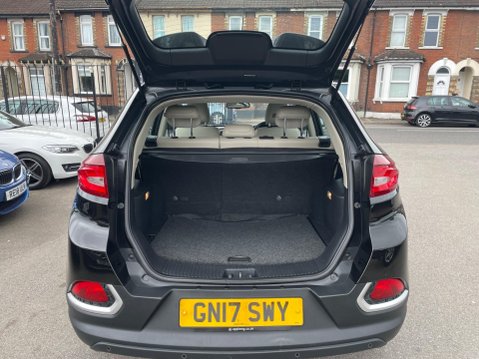 MG GS 1.5 TGI Exclusive DCT Euro 6 (s/s) 5dr 25