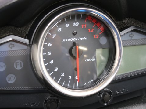 Suzuki Inazuma GW 250 FL5 36