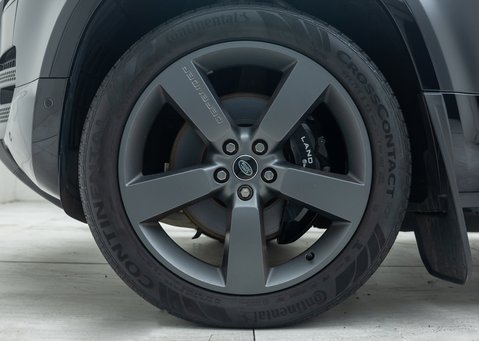 Land Rover Defender 90 V8 CARPATHIAN EDITION 