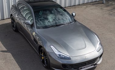 Ferrari GTC4 Lusso 8