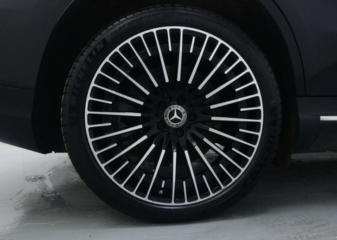 Mercedes-Benz EQC EQC 400 80kWh AMG Line (Premium) SUV 5dr Electric Auto 4MATIC (408 ps) 15
