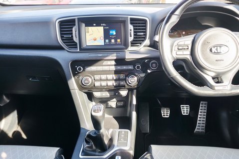 Kia Sportage CRDI GT-LINE ISG SAT NAV. 1 FORMER KEEPER,LAST OWNER 5 YEARS. 38