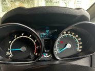 Ford Fiesta 1.0T Eco Boost Titanium Euro 5 S/S 5 Door 12