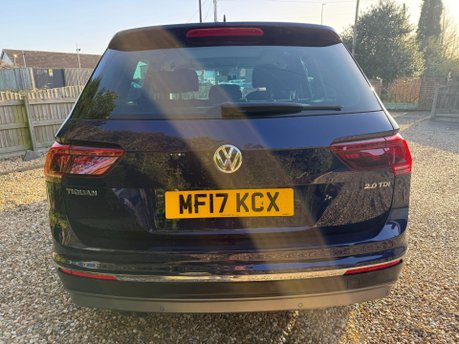 Volkswagen Tiguan 2.0 TDI BlueMotion Tech SEL Euro 6 (s/s) 5dr 11