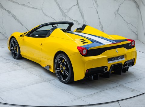 Ferrari 458 Speciale Aperta 15