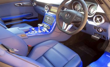 Mercedes-Benz SLS AMG 7