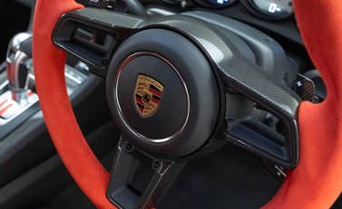 Porsche 911 GT2 RS (991) 6