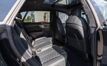 Audi RS Q8 Vorsprung 16