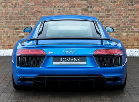 Audi R8 V10 Plus 5