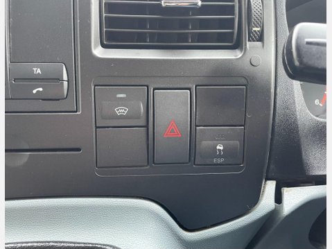 Ford Transit 2.2 TDCi 260 FWD L1 H1 5dr 32