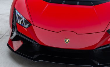 Lamborghini Huracan TECNICA 26