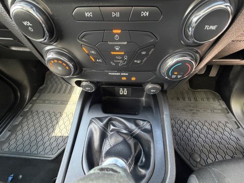 Ford Ranger XLT ECOBLUE 31